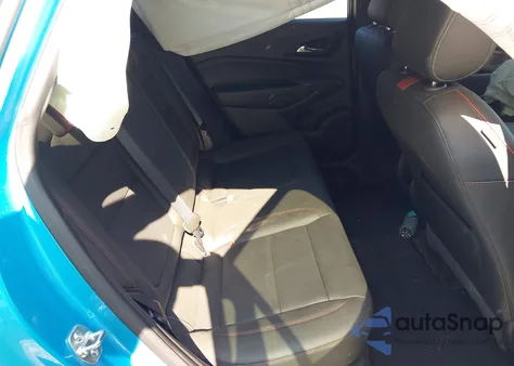 2025 Chevrolet Trax 2Rs from USA, damaged, VIN KL77LJEP0SC095238